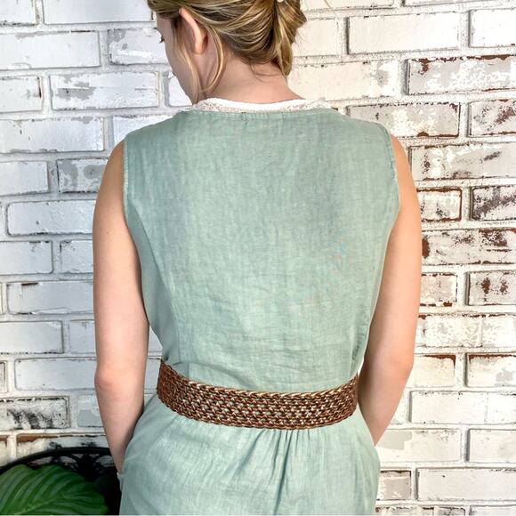 LUNGO L’ARNO Soft Green Linen Rosette Scoop Neck Sleeveless Italian Mini Dress - Picture 3 of 9